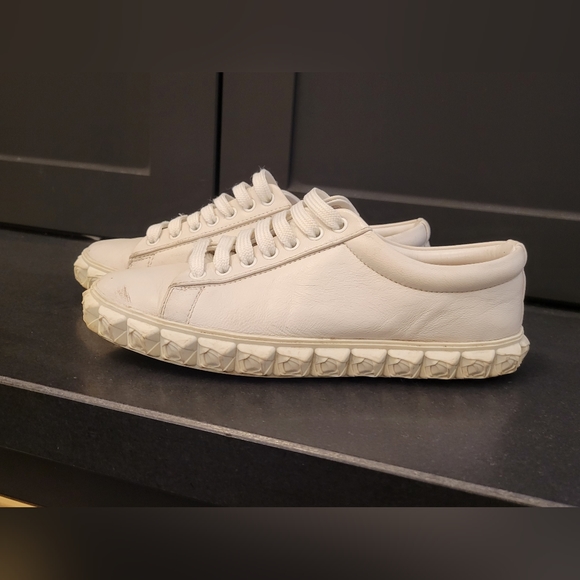 STUART WEITZMAN CoverStory white leather sneaker - Picture 8 of 10